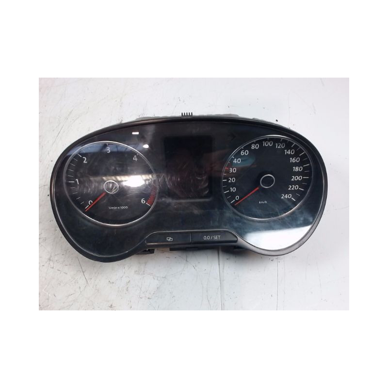 BLOC COMPTEURS VOLKSWAGEN POLO 2005-