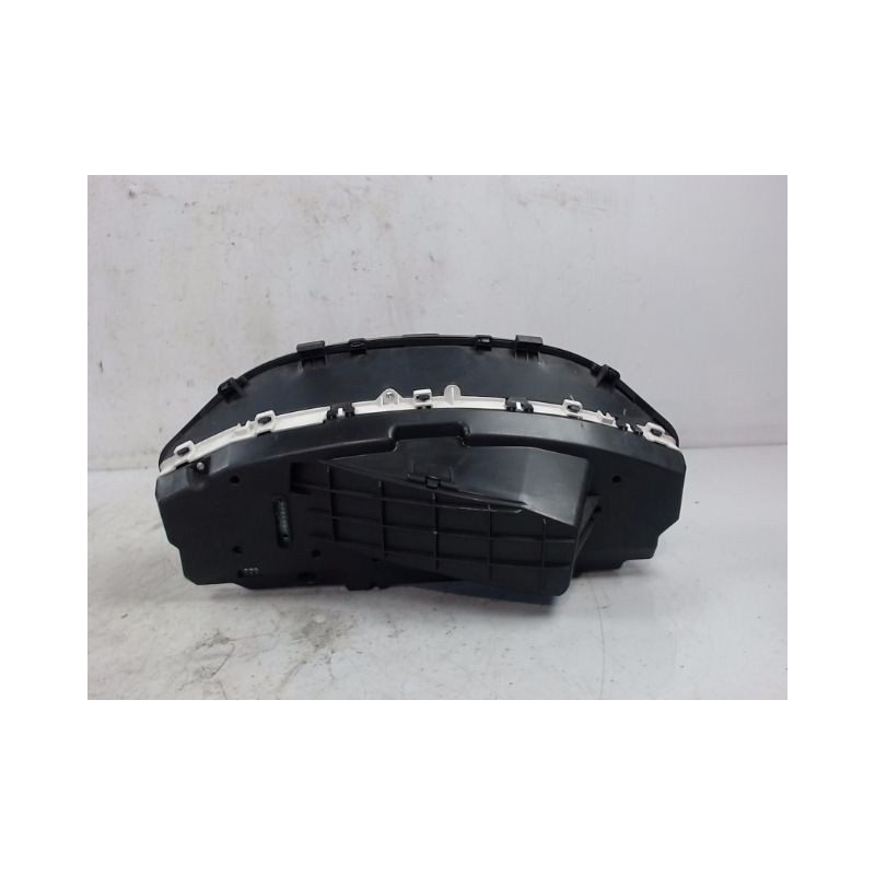 BLOC COMPTEURS TOYOTA YARIS 2005-