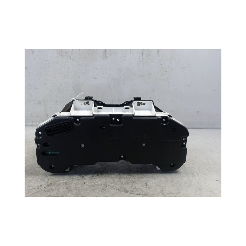 BLOC COMPTEURS TOYOTA AURIS 2010-