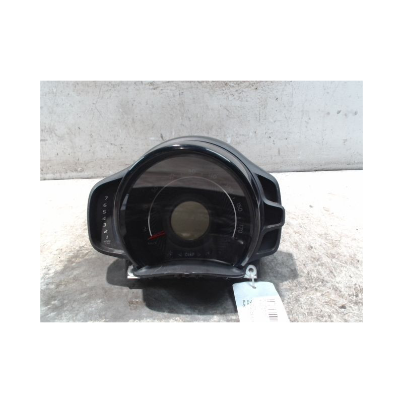 BLOC COMPTEURS TOYOTA AYGO 5P