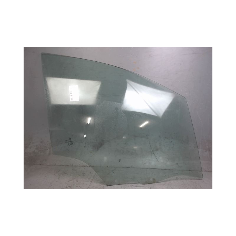 GLACE PORTE AVD PEUGEOT 208