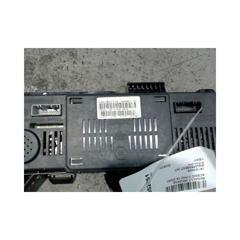 ECRAN GPS RENAULT SCENIC II PH2 2006-