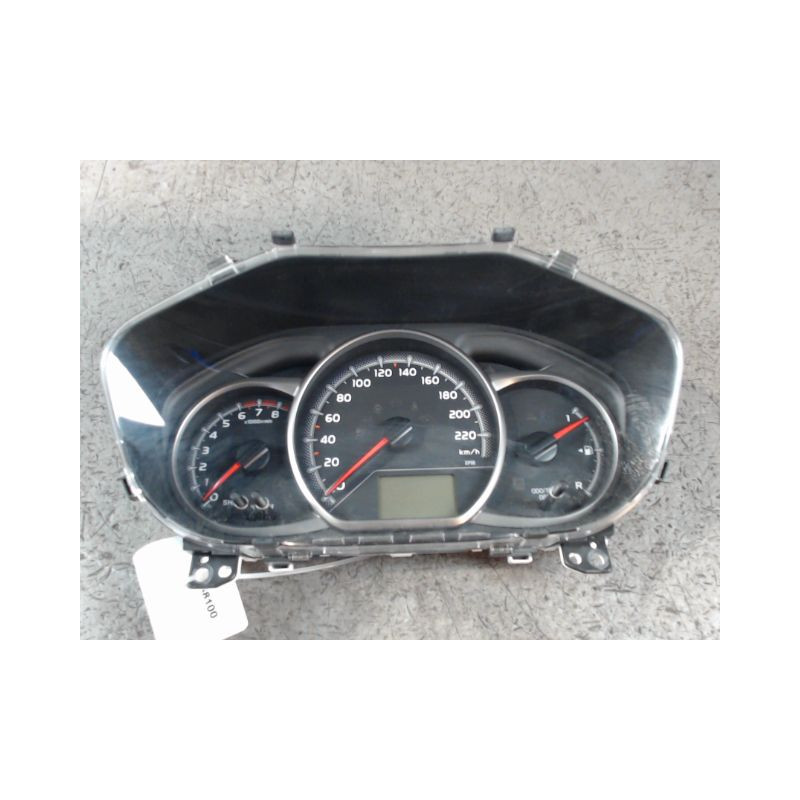 BLOC COMPTEURS TOYOTA YARIS II 2010-