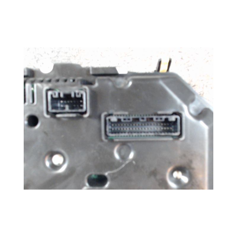 BLOC COMPTEURS TOYOTA YARIS II 2010-