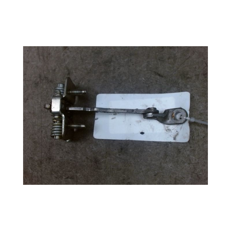 TIRANT PORTE AVANT GAUCHE DACIA DUSTER 2010-