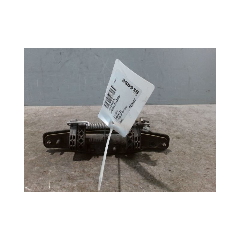 POIGNEE EXTERIEURE PORTE AVANT DROIT DACIA SANDERO 2008-