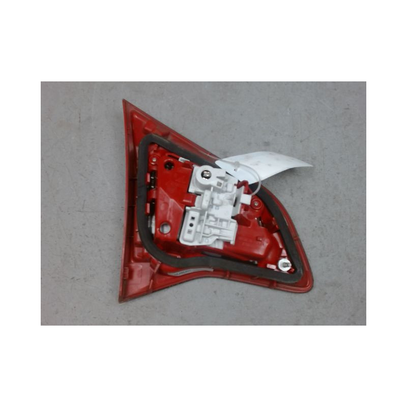 FEU ARRIERE INTERIEUR DROIT OPEL MERIVA