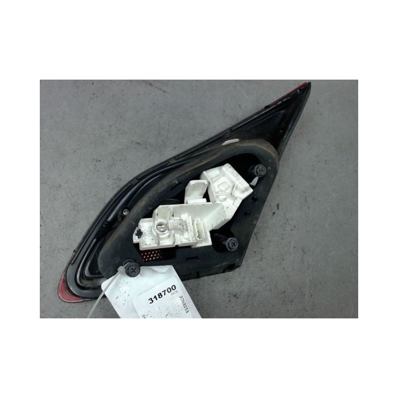 FEU ARRIERE INTERIEUR GAUCHE OPEL ASTRA