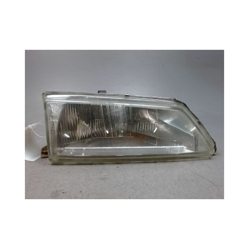 PHARE DROIT PEUGEOT 106 92-96