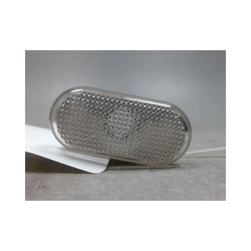 REPETITEUR AILE DROIT RENAULT TWINGO 2 2007-