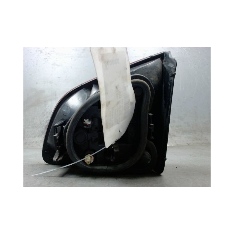 FEU ARRIERE INTERIEUR GAUCHE PEUGEOT 406 BREAK 99-04