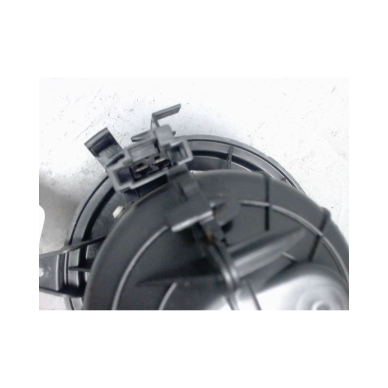 MOTEUR VENTILATEUR CHAUFFAGE PEUGEOT 208