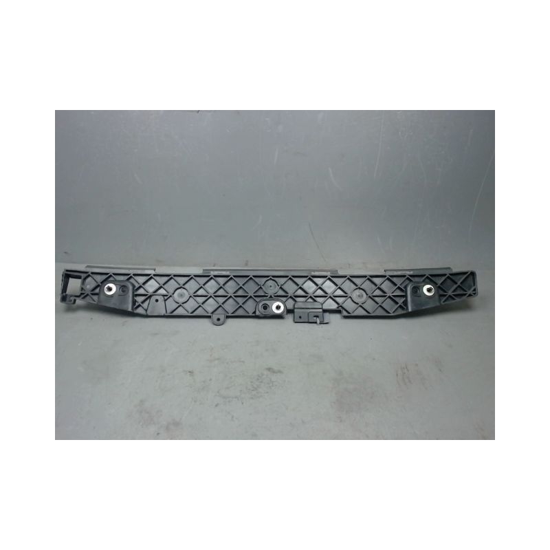 SUPPORT CENTRAL PARE-CHOC ARRIERE  PEUGEOT 308