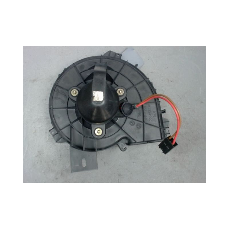 MOTEUR VENTILATEUR CHAUFFAGE OPEL CORSA 03-06