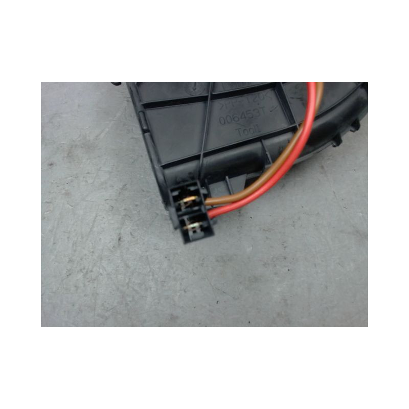 MOTEUR VENTILATEUR CHAUFFAGE OPEL CORSA 03-06