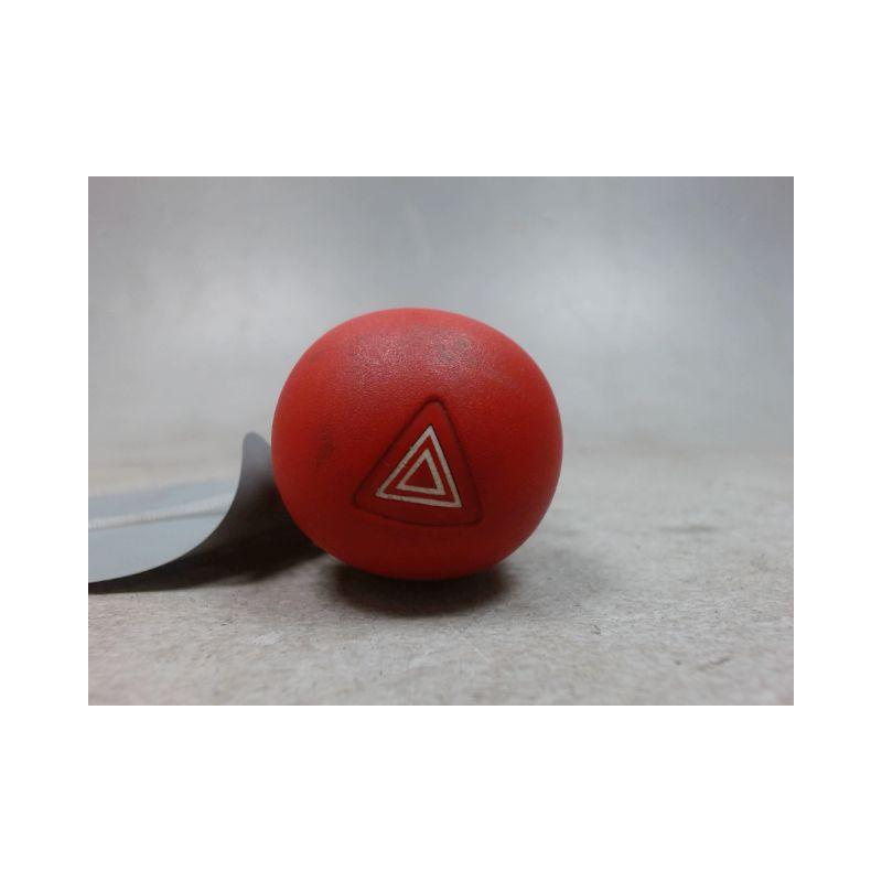 BOUTON DE WARNING RENAULT TWINGO 93-98
