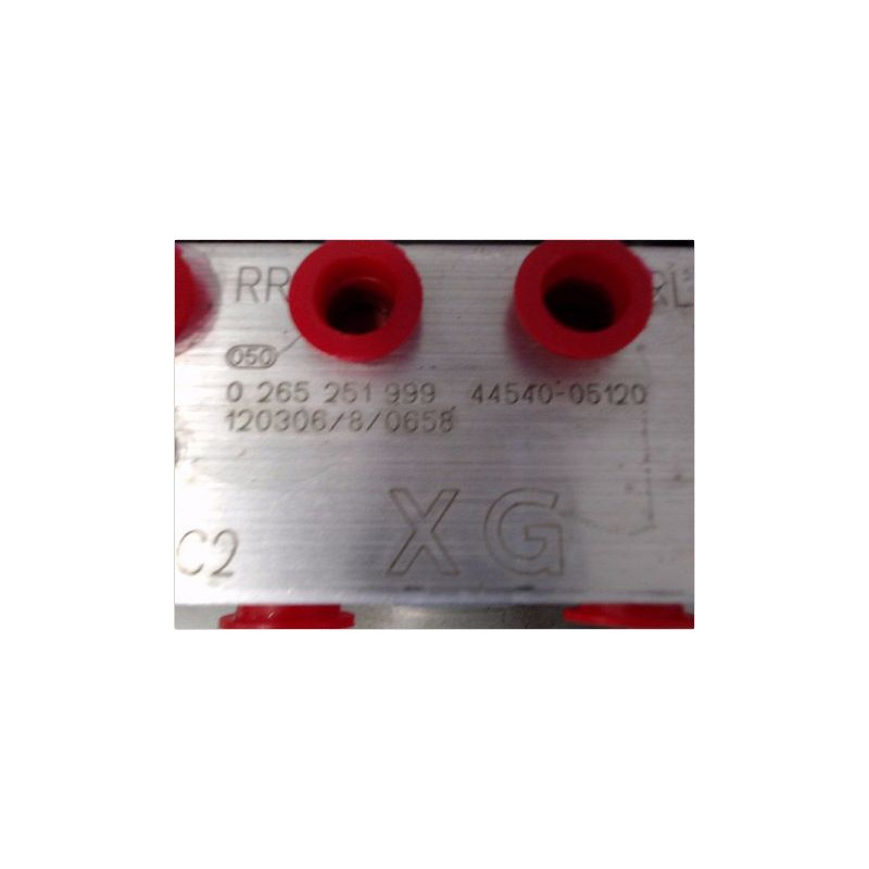 UNITE HYDRAULIQUE ABS TOYOTA AVENSIS III PH2 2012-