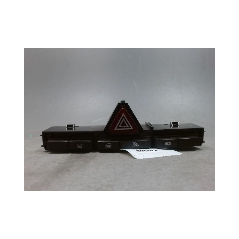 BOUTON DE WARNING OPEL CORSA