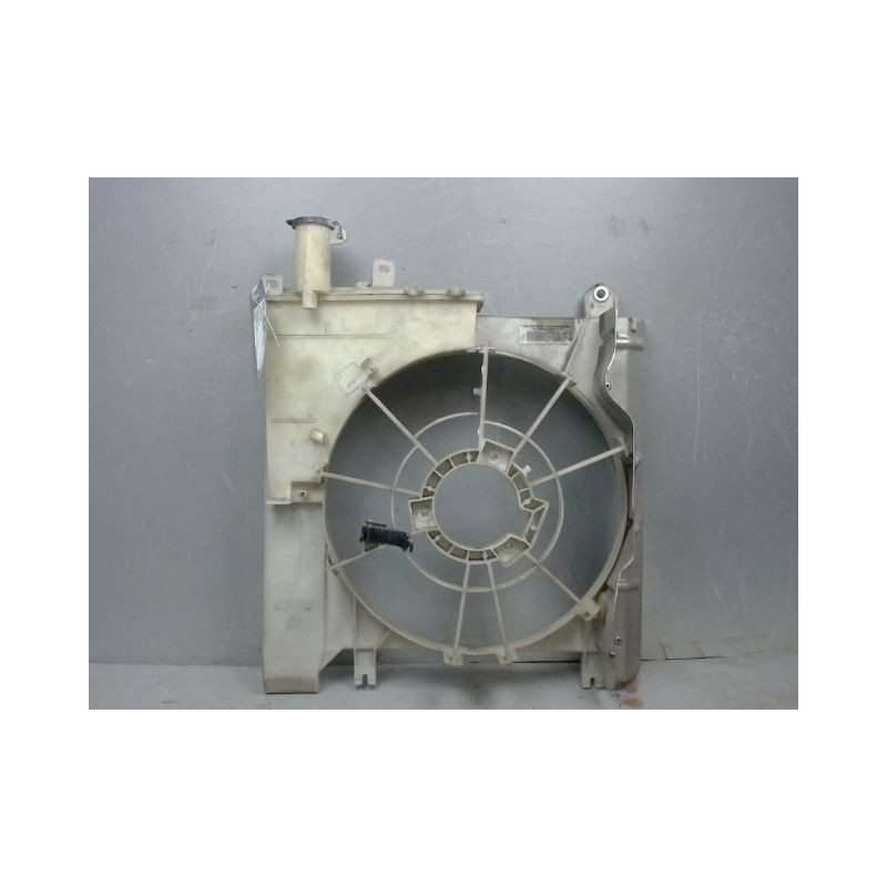 SUPPORT DE VENTILATEUR TOYOTA AYGO 5P