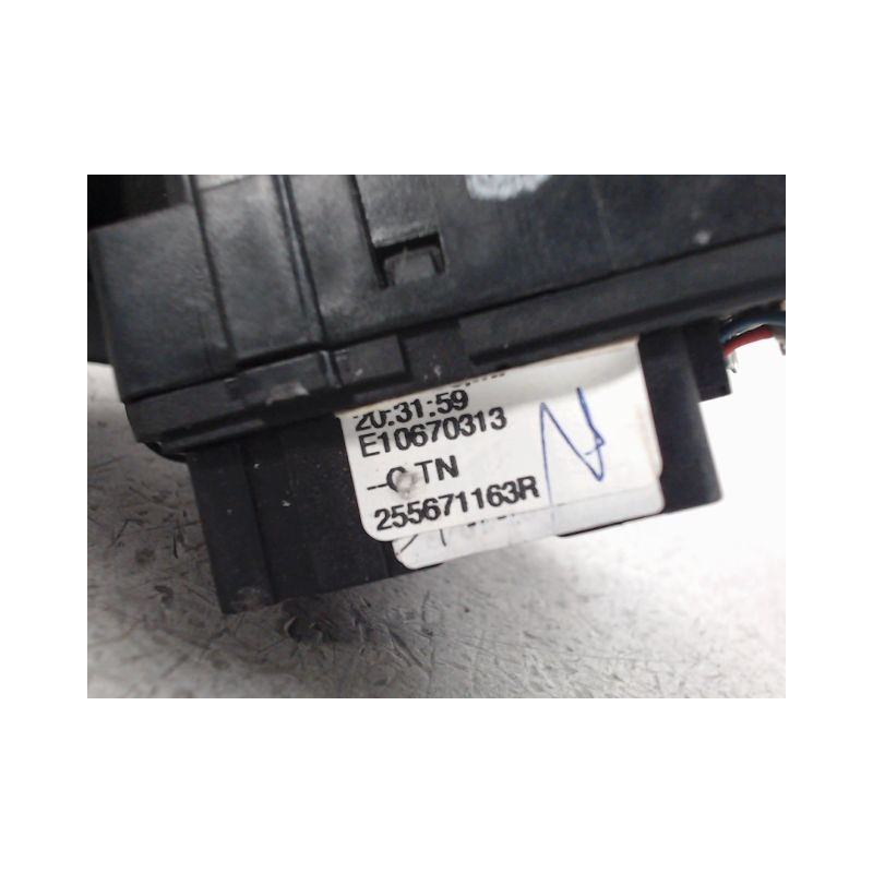 COMMANDE ESSUIE GLACE RENAULT CLIO