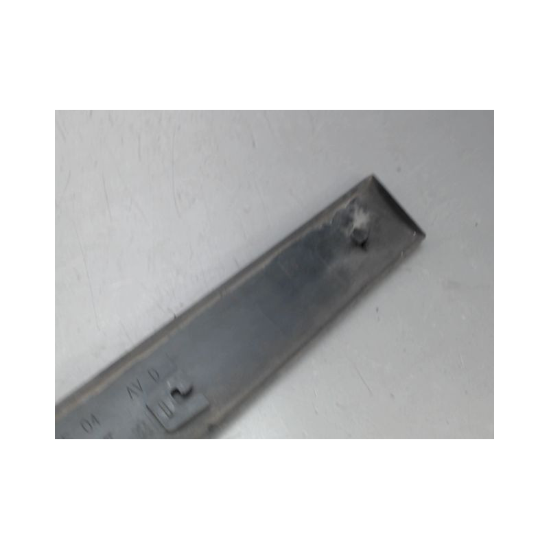 PROTECTION PORTE AVANT DROIT PEUGEOT 206