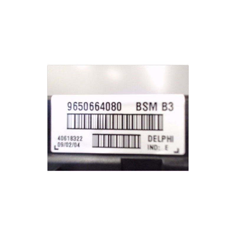 BOITE A FUSIBLES PEUGEOT 206 98-09