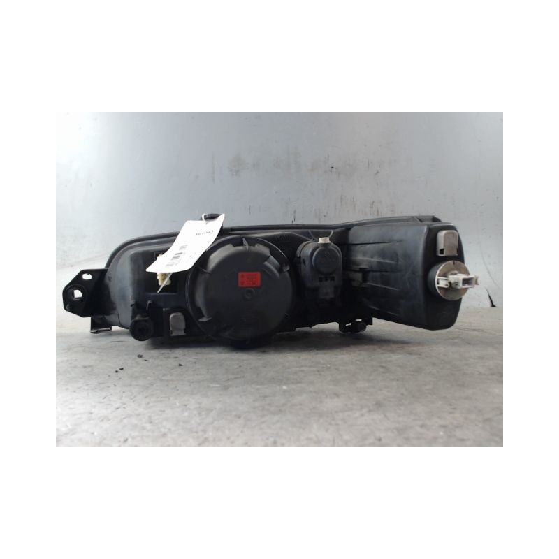 PHARE DROIT PEUGEOT 306