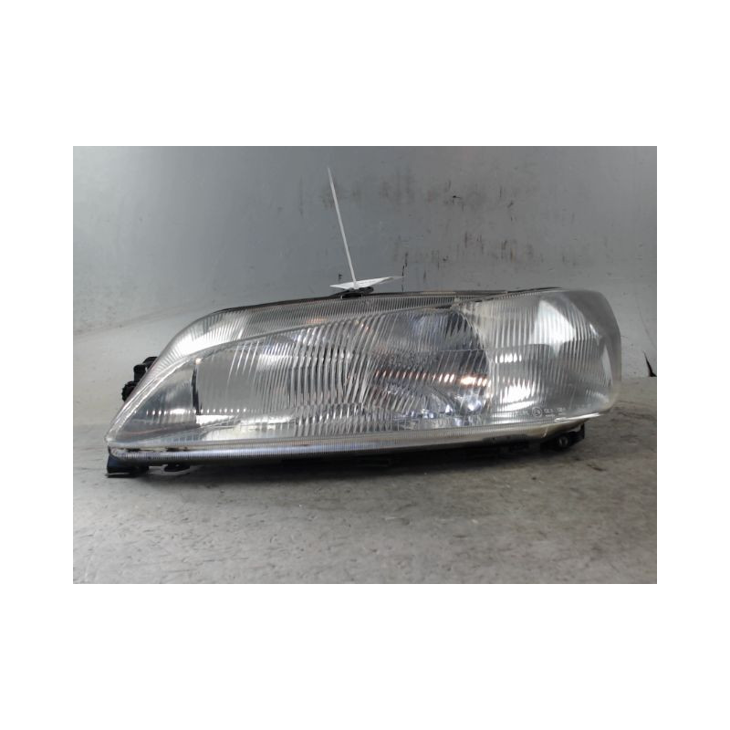 PHARE GAUCHE PEUGEOT 306