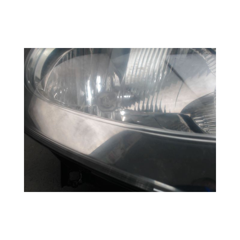 PHARE DROIT RENAULT TRAFIC