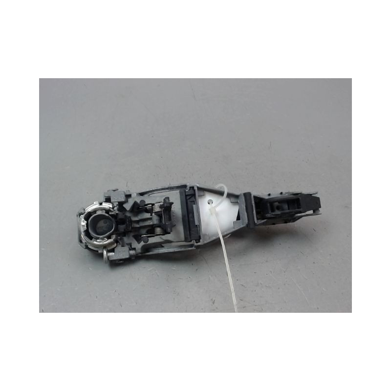 POIGNEE EXTERIEURE PORTE AVANT DROIT VOLKSWAGEN POLO IV Phase 2 (9N) 2005-2009