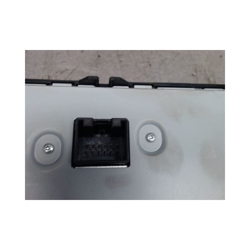 ECRAN GPS VOLKSWAGEN TIGUAN