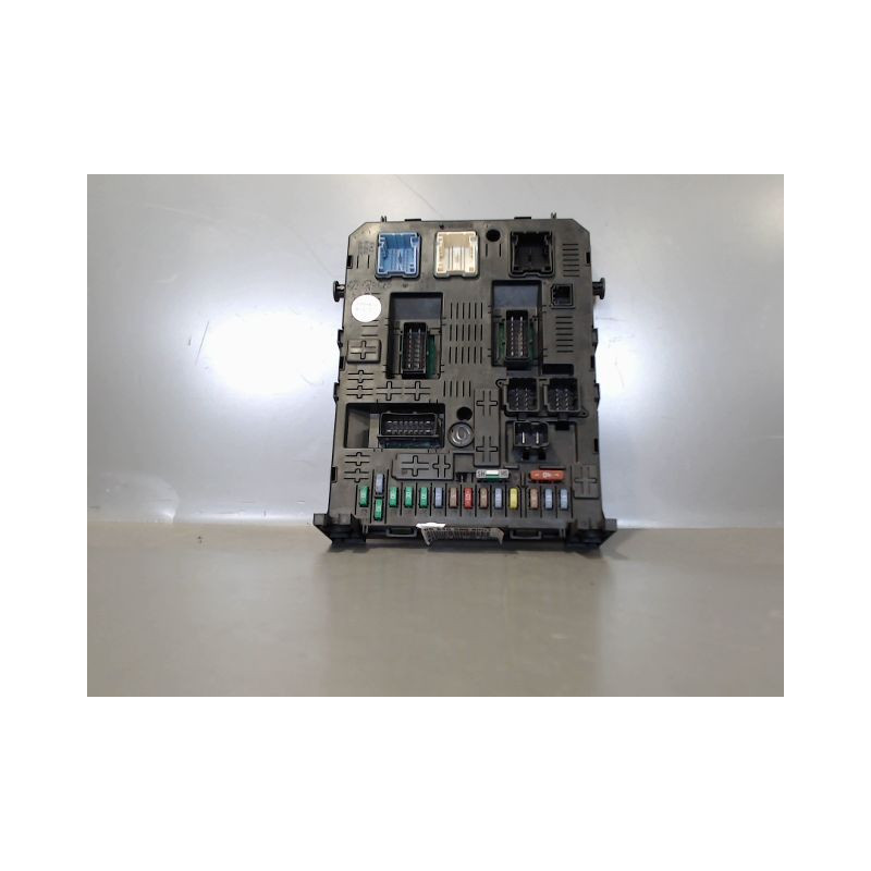 BOITIER GESTION HABITACLE PEUGEOT 308