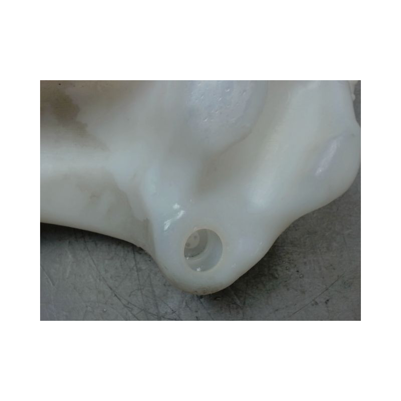 RESERVOIR LAVE-GLACE AVANT CITROEN BERLINGO