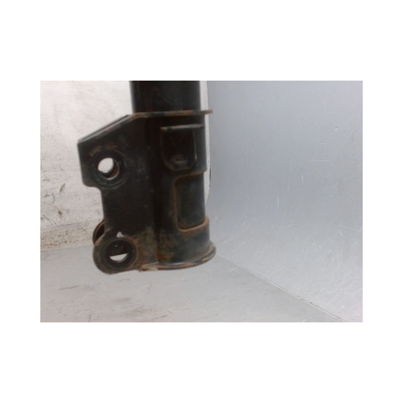 AMORTISSEUR AVANT GAUCHE OPEL CORSA 06-09