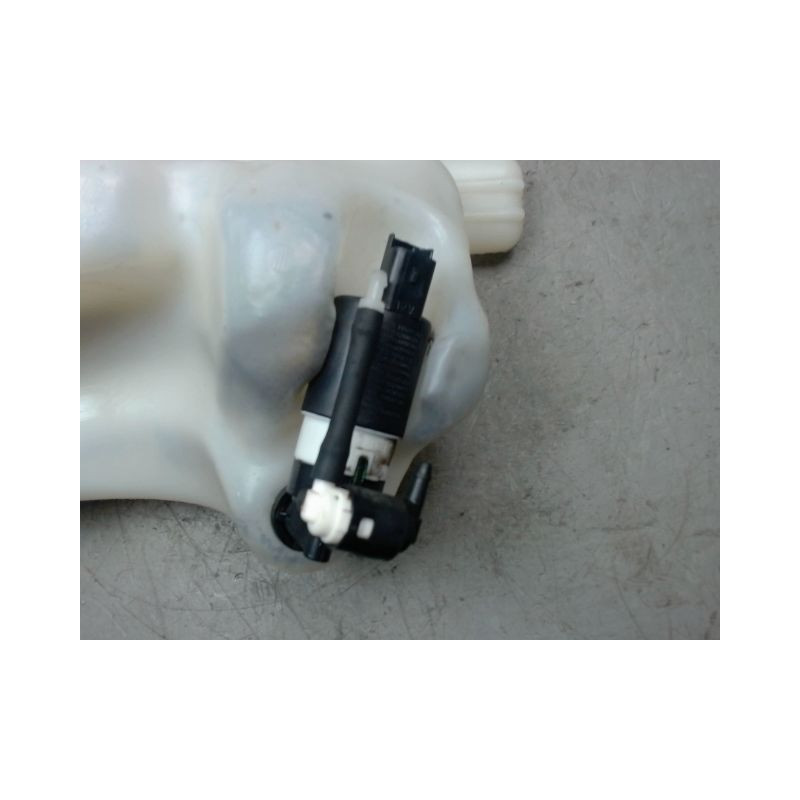 RESERVOIR LAVE-GLACE AVANT CITROEN C4 PICASSO