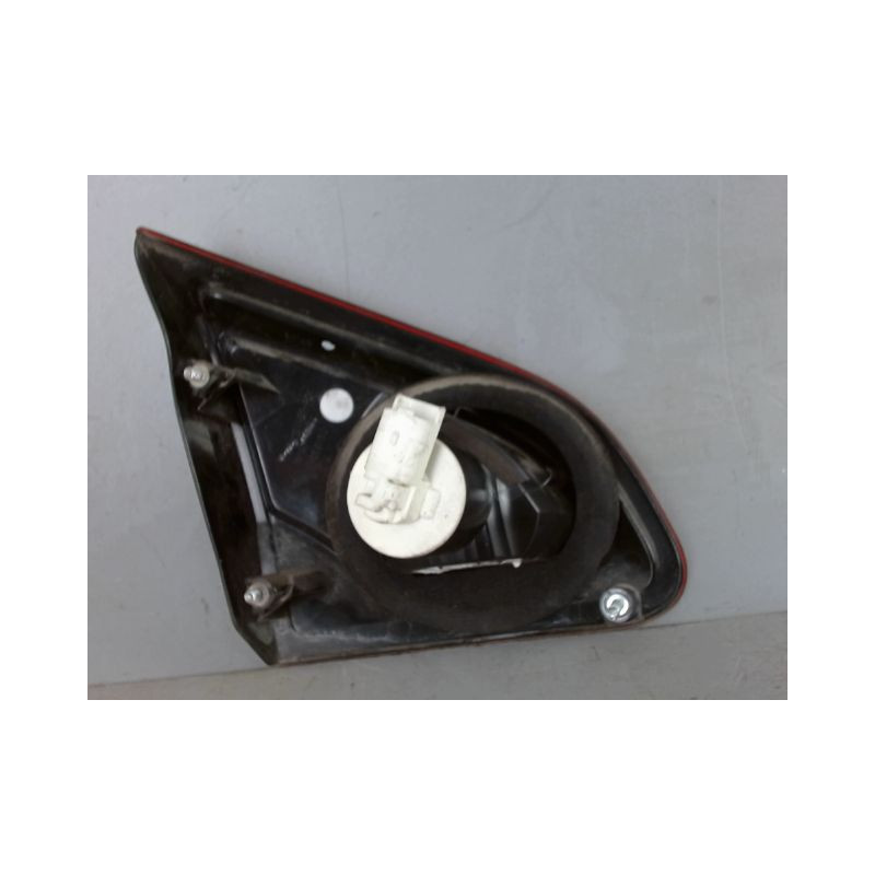 FEU ARRIERE INTERIEUR DROIT NISSAN QASHQAI