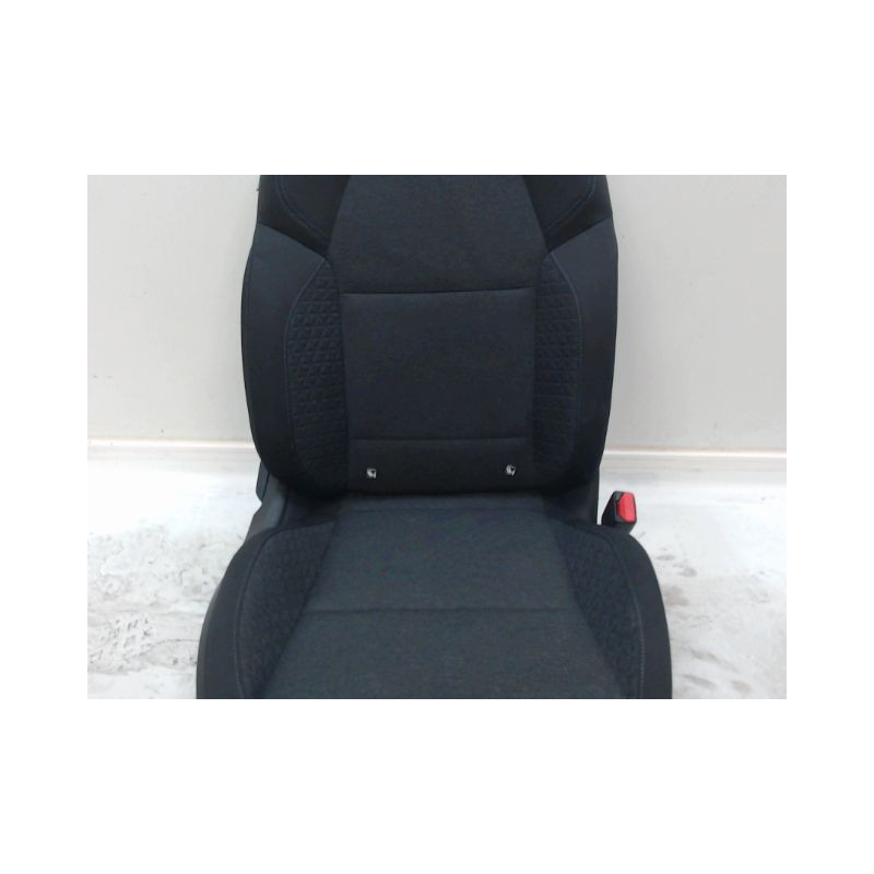 SIEGE AVANT DROIT RENAULT CLIO