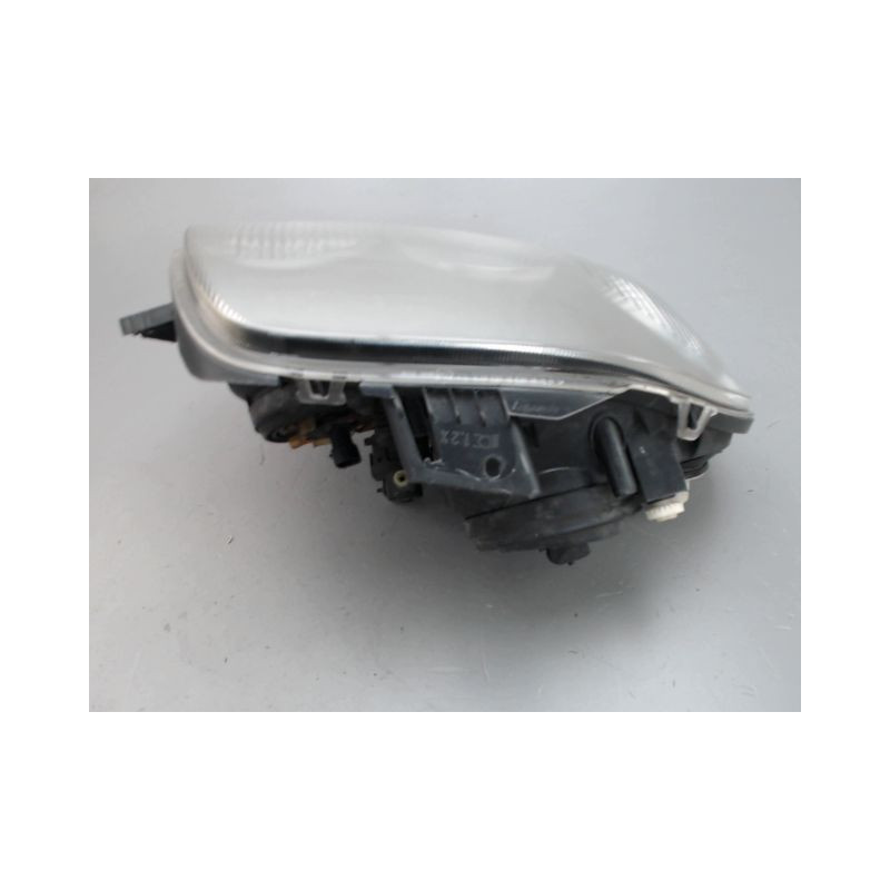 PHARE DROIT RENAULT CLIO