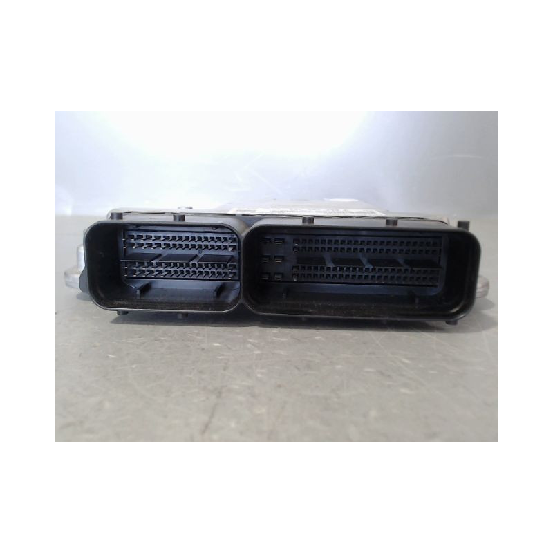 CALCULATEUR MOTEUR VOLKSWAGEN GOLF