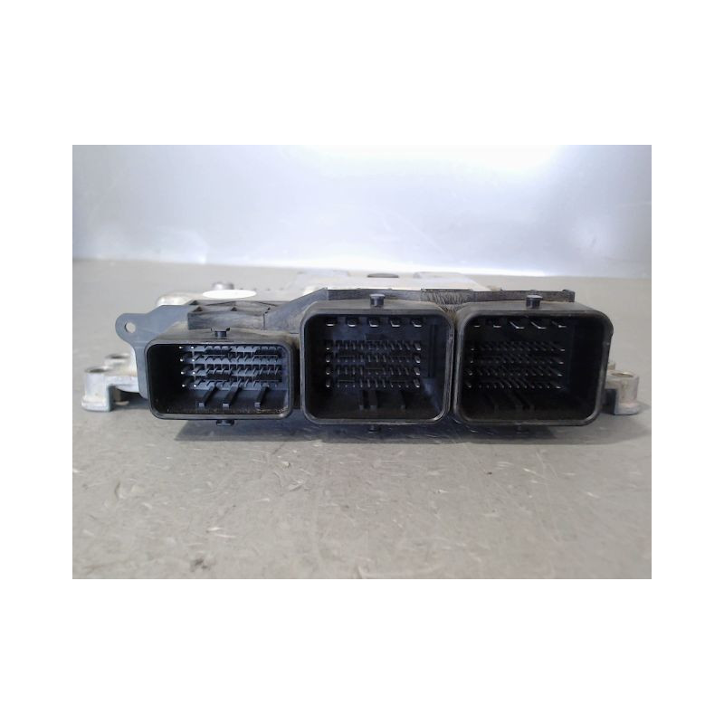 CALCULATEUR MOTEUR CITROEN BERLINGO