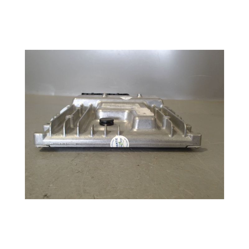 CALCULATEUR MOTEUR PEUGEOT 5008 2009-