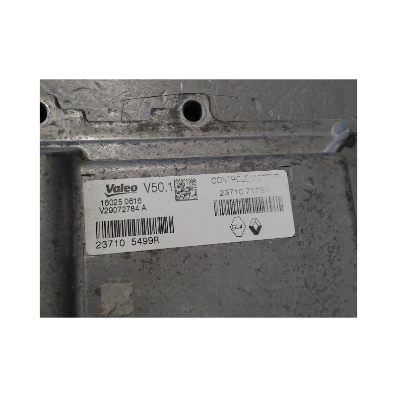 CALCULATEUR MOTEUR DACIA SANDERO