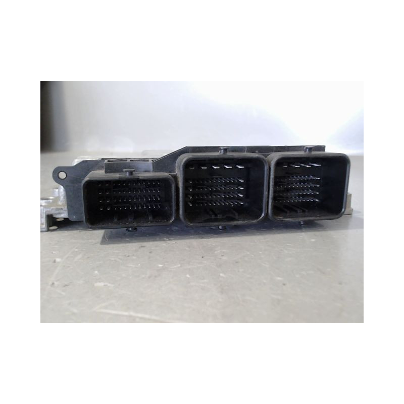 CALCULATEUR MOTEUR PEUGEOT 308