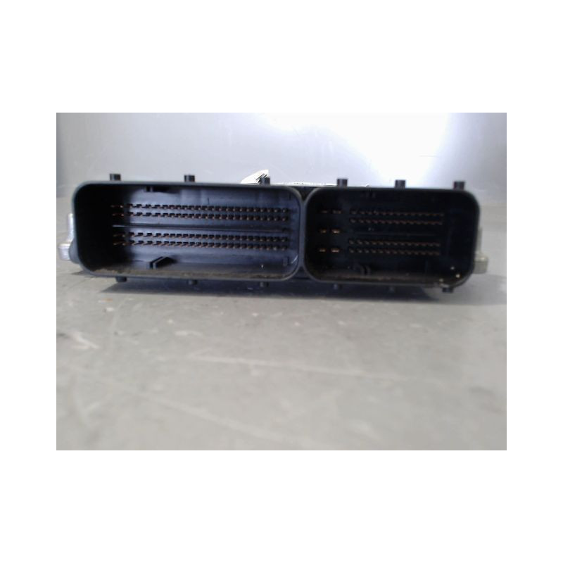 CALCULATEUR MOTEUR B.M.W. X1