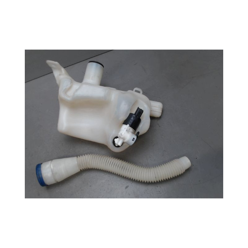 RESERVOIR LAVE-GLACE AVANT CITROEN BERLINGO