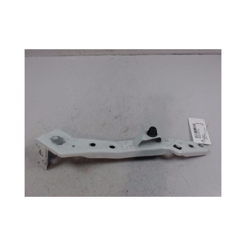 TOLE PORTE PHARE GAUCHE RENAULT MEGANE III 2008-