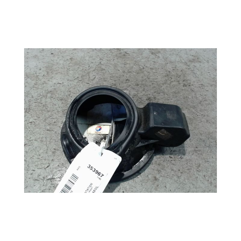 VOLET DE TRAPPE CARBURANT PEUGEOT 208
