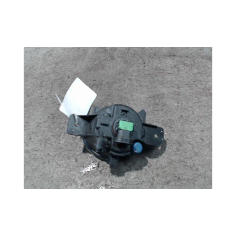 PHARE ANTIBROUILLARD AVANT DROIT RENAULT CLIO III 2010-