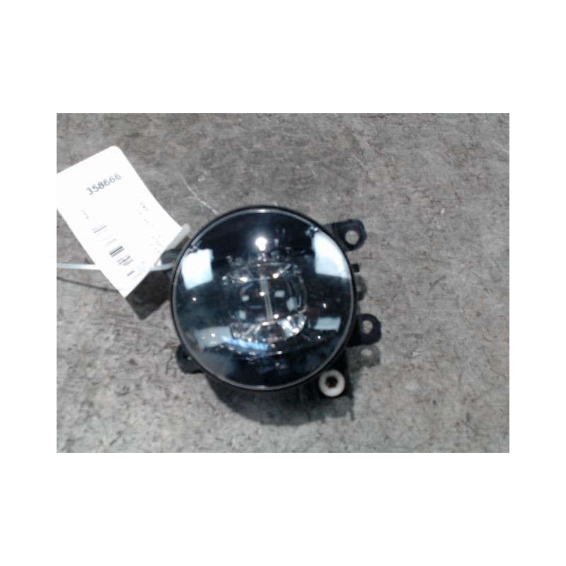 PHARE ANTIBROUILLARD AVANT DROIT RENAULT CLIO IV