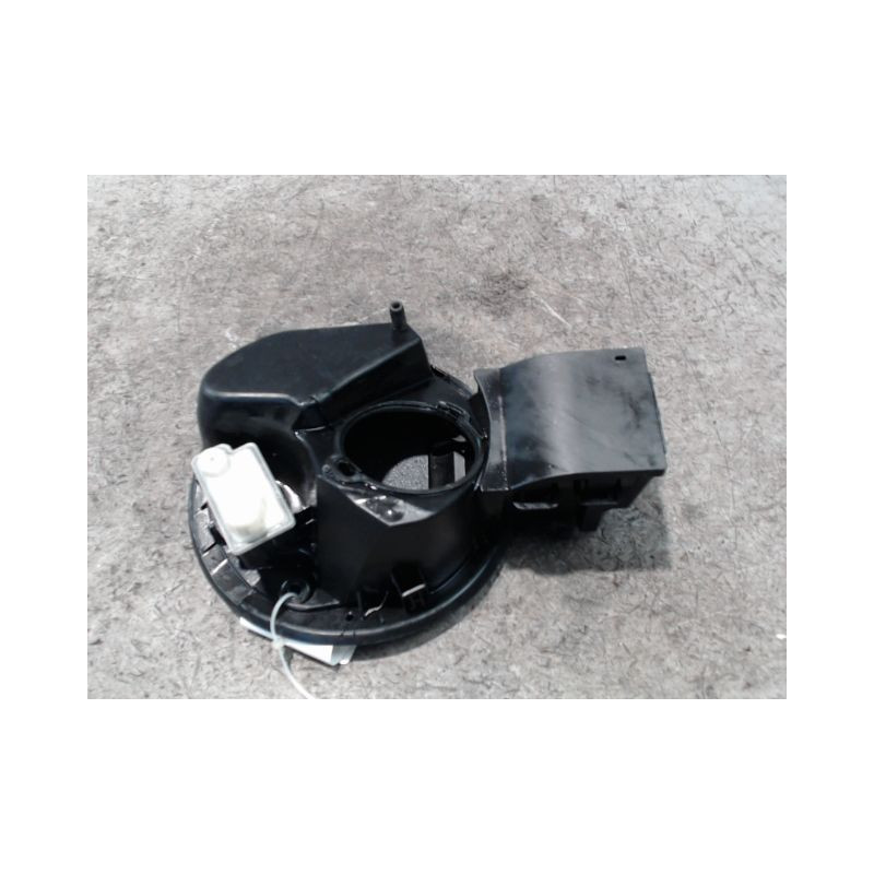 VOLET DE TRAPPE CARBURANT RENAULT CLIO